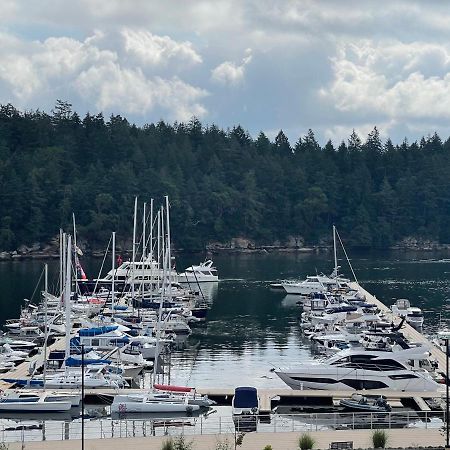 The Waterfront Suites And Marina Nanaimo Esterno foto