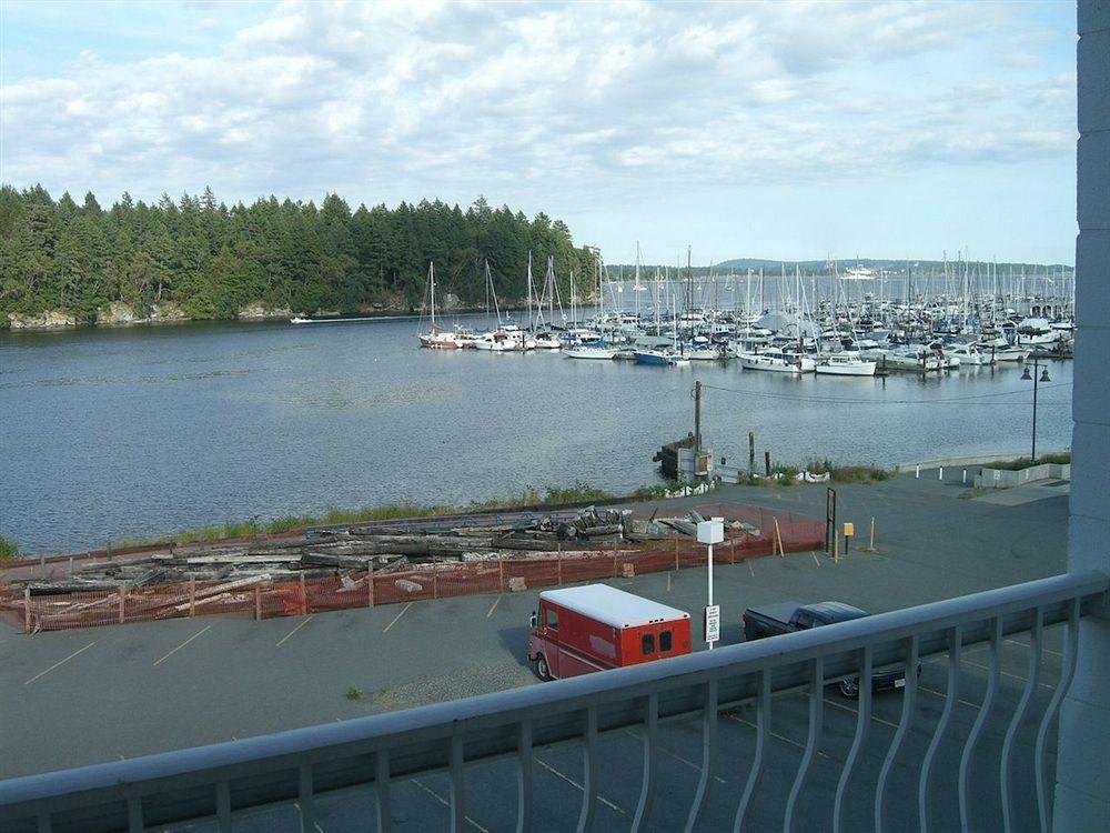 The Waterfront Suites And Marina Nanaimo Esterno foto
