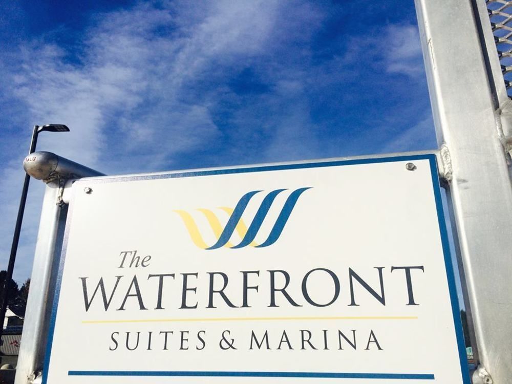 The Waterfront Suites And Marina Nanaimo Esterno foto