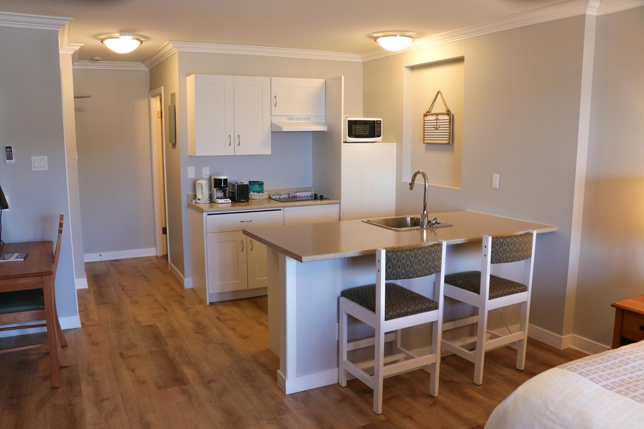 The Waterfront Suites And Marina Nanaimo Esterno foto